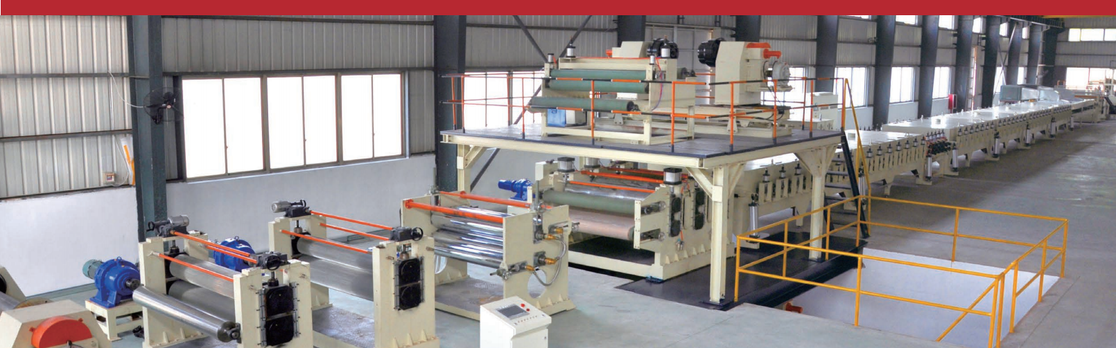 Linie de producție de panouri compozite ondulate din aluminiu